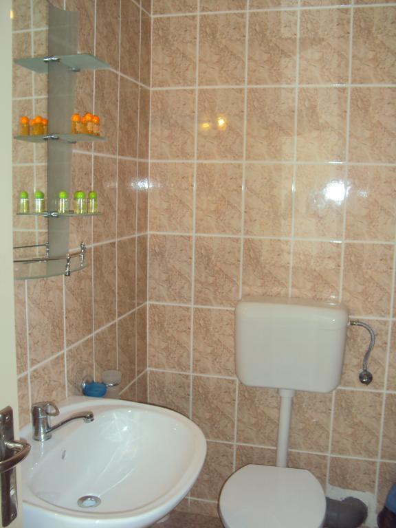 Complex Mona Caraiman Buşteni Quarto foto
